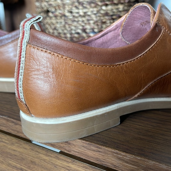 Pikolinos Pyrgos Slip On Laceless Leather Oxfords - Picture 9 of 13